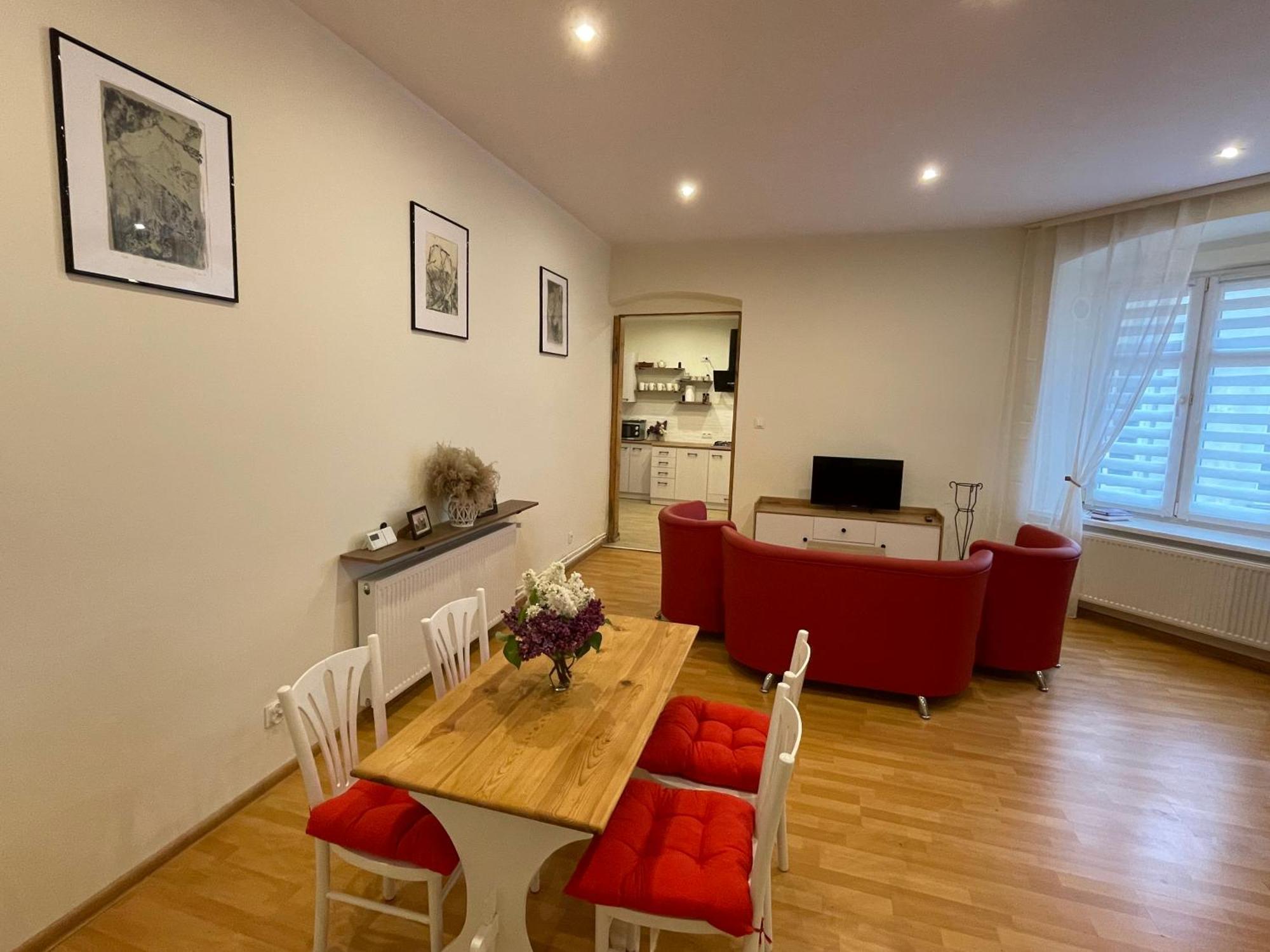 Apartamenty Przy Starym Miescie Częstochowa Buitenkant foto